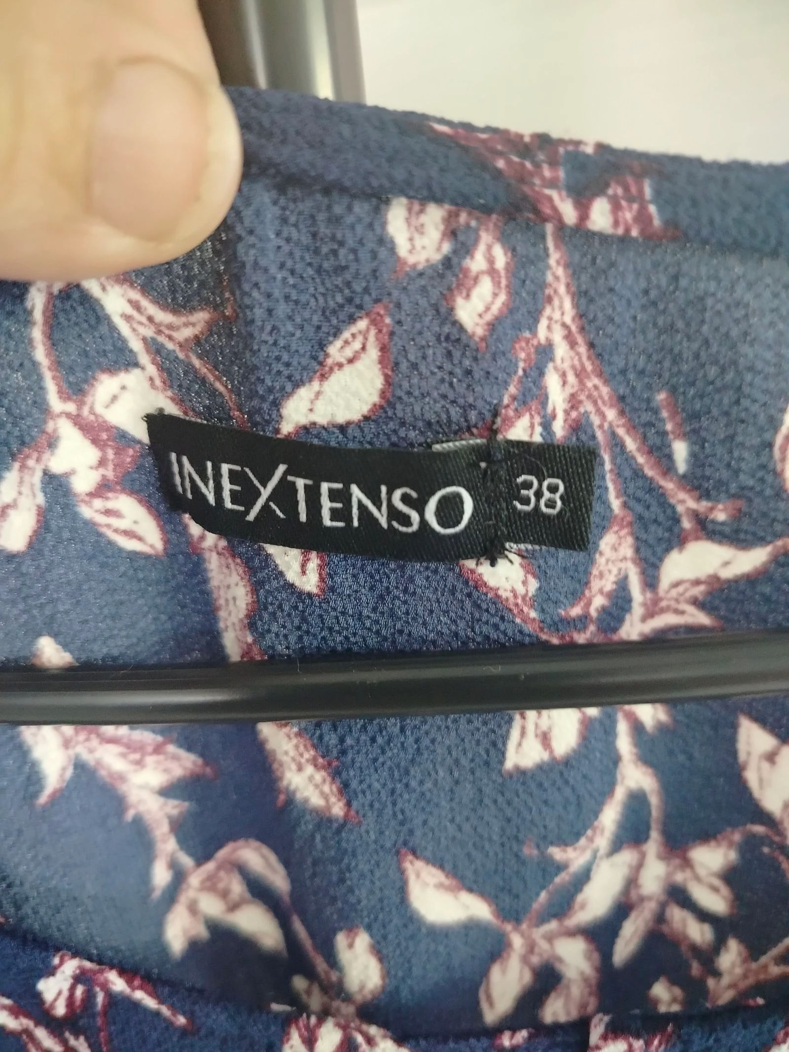 Navy blue floral fluid blouse INEXTENSO Size 38 – photo 2